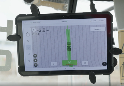 Нацпроектстрой и АО «ГЛОНАСС» испытали на трассе М-12 прототип первого в России беспилотного катка