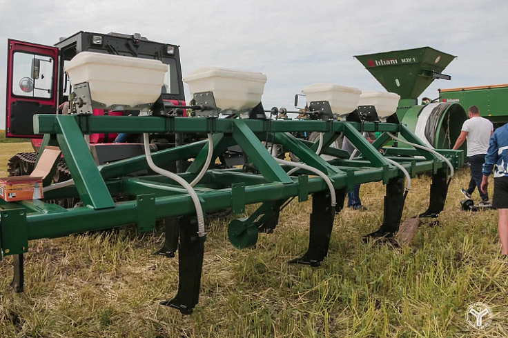 В Саратове разработали и апробировали почвообрабатывающий агрегат для повышения урожайности на 15-20%