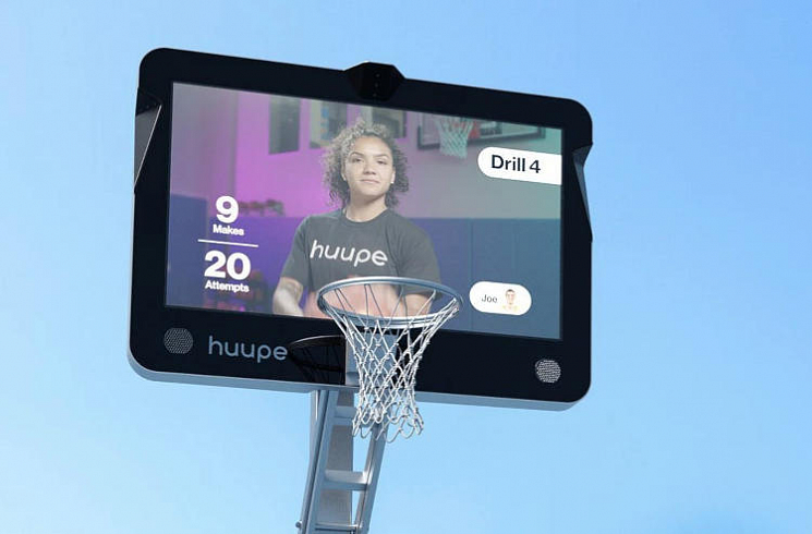 Представлено умное баскетбольное кольцо с интерактивной системой обучения и управлением через смартфон