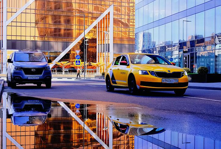 Самоуправляемые такси начнут поездки по Москве уже в феврале